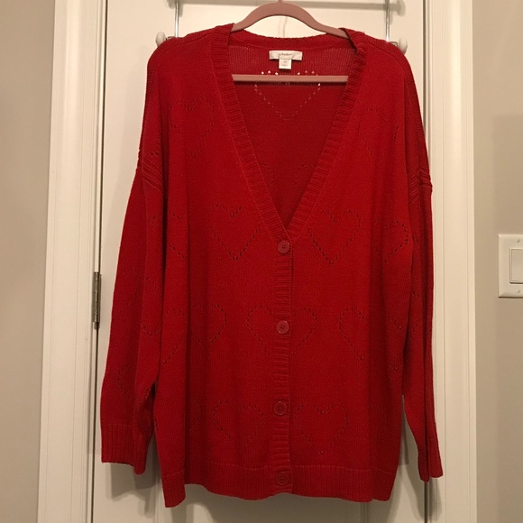 ❤C&B long sleeve v-neck buttonup red cardigan with perforated heart pattern (2X) - Picture 2 of 16